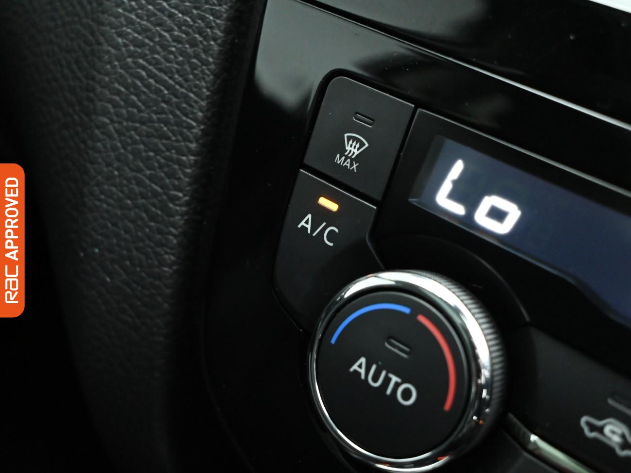 Used Nissan Qashqai 2016 for sale - 76364687: Photo 17