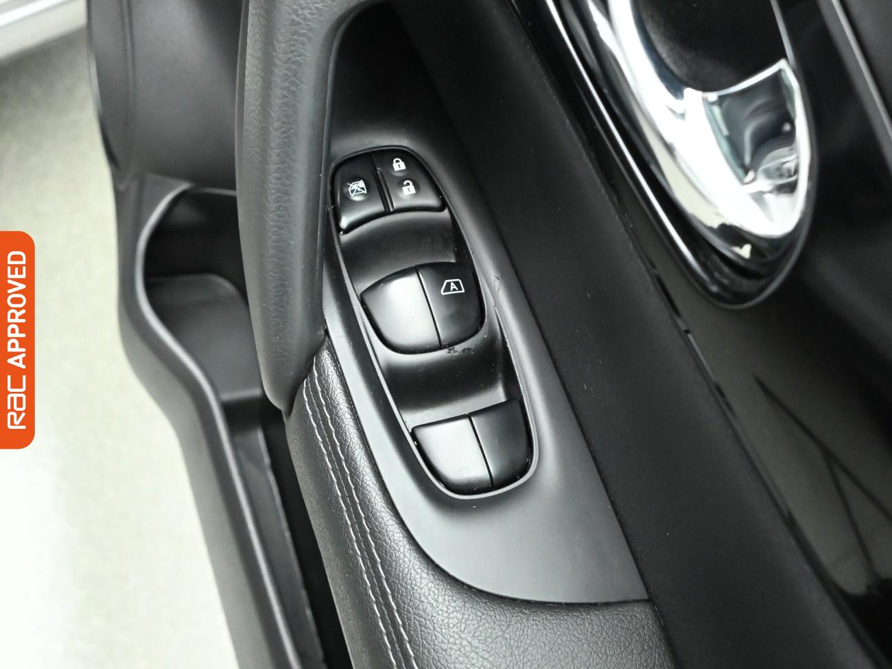 Used Nissan Qashqai 2016 for sale - 76364687: Photo 23