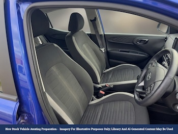 Used Hyundai i10 2021 for sale - 79111210: Photo