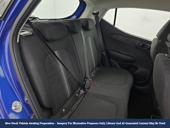 Used Hyundai i10 2021 for sale - 79111210: Photo