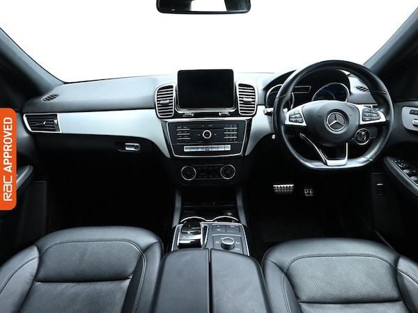 Used Mercedes-Benz GLE 2018 for sale - 75582663: Photo 2