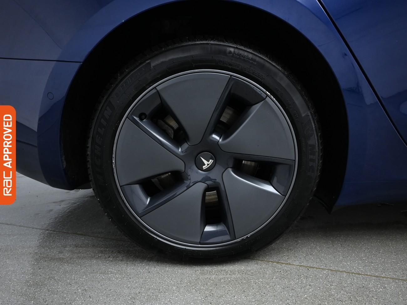 Used Tesla Model 3 2021 for sale - 76495396: Photo 28