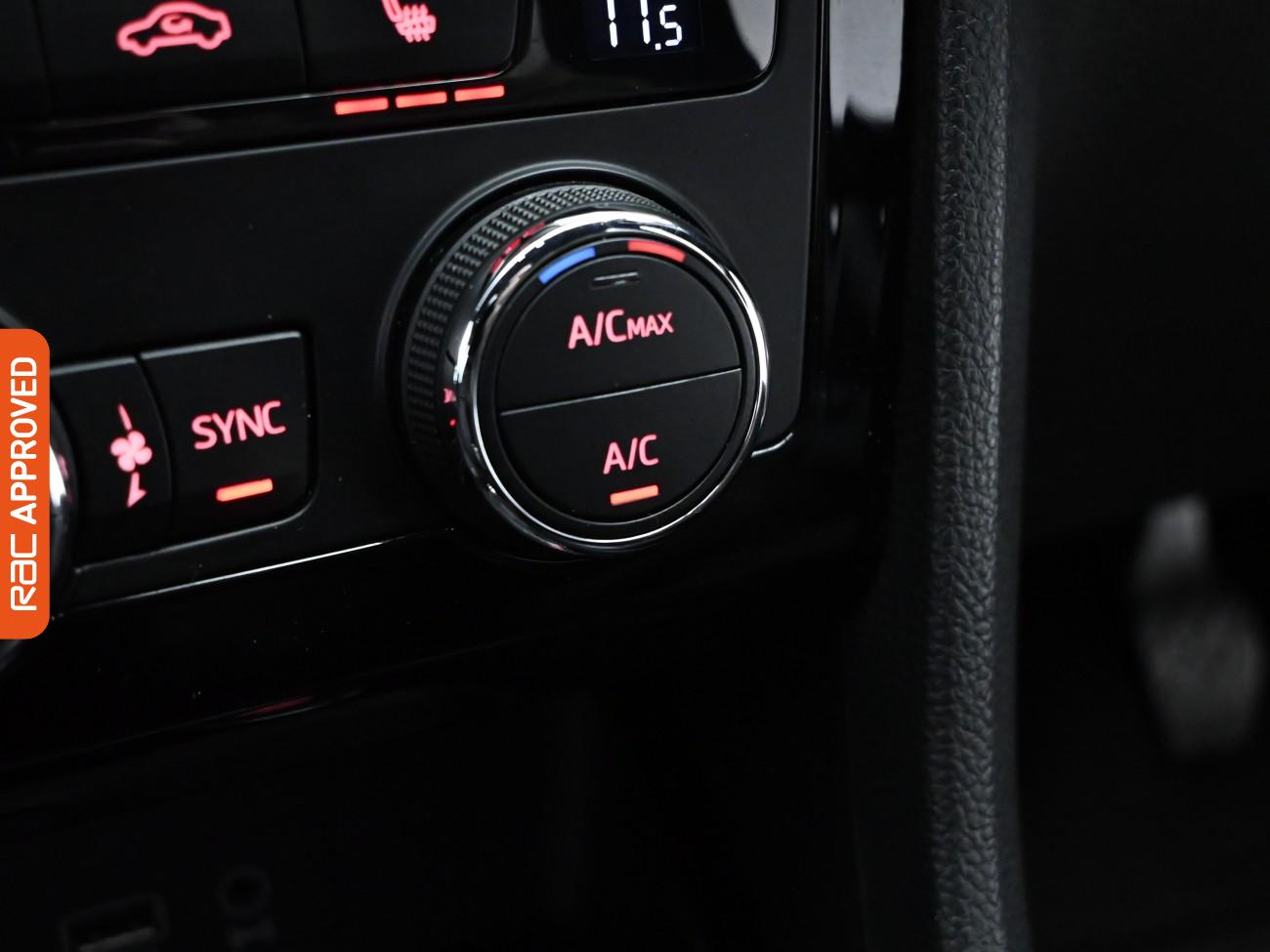 Used SEAT Ateca 2018 for sale - 76758372: Photo 17