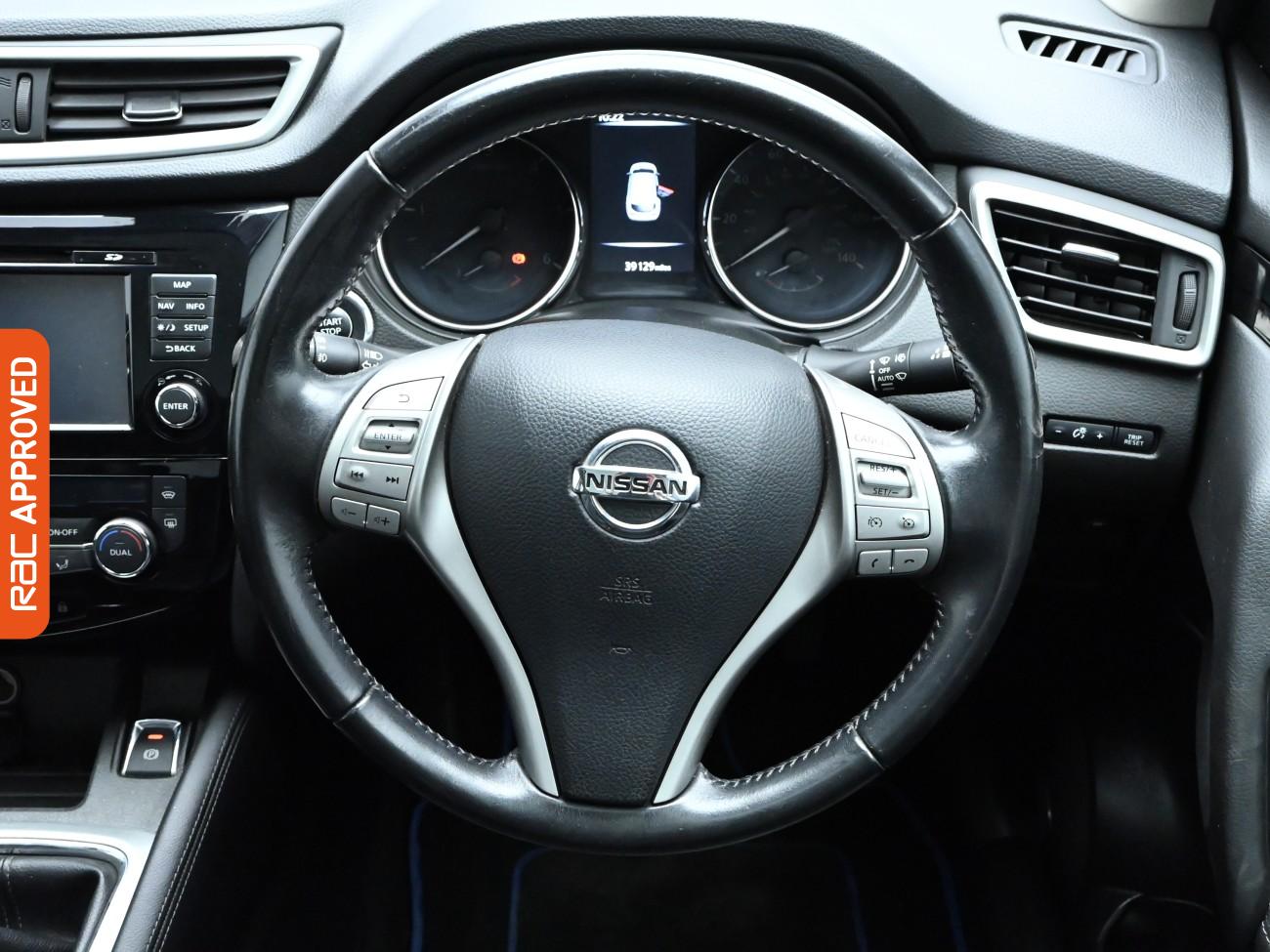 Used Nissan Qashqai 2017 for sale - 76391048: Photo 9