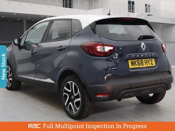 Used Renault Captur 2018 for sale - 75735639: Photo