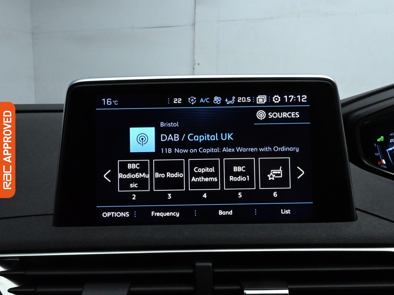 Used Peugeot 3008 2017 for sale - 76170315: Photo 15