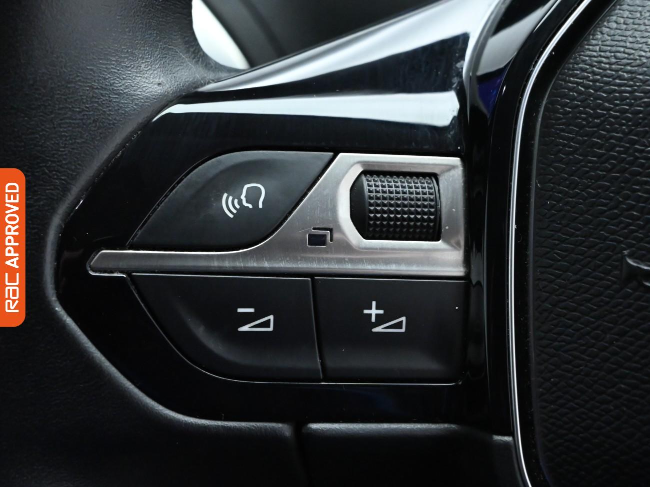 Used Peugeot 3008 2017 for sale - 76170315: Photo 23