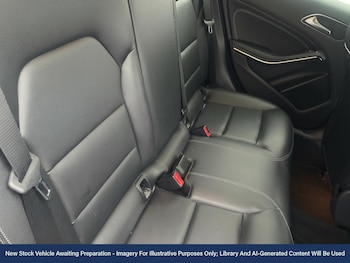 Used Mercedes-Benz GLA 2017 for sale - 76732532: Photo