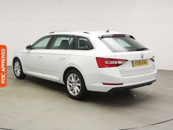 Used Skoda Superb 2018 for sale - 78732621: Photo