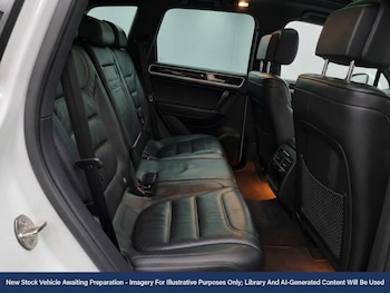 Used Volkswagen Touareg 2017 for sale - 77728708: Photo