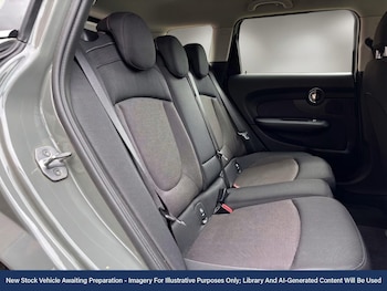 Used MINI Clubman 2018 for sale - 78869884: Photo