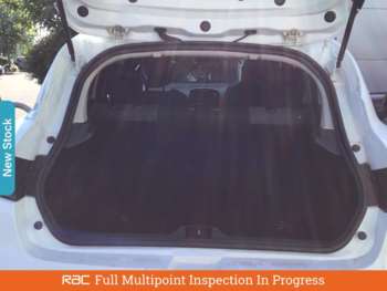 Used Renault Clio 2015 for sale - 74670576: Photo