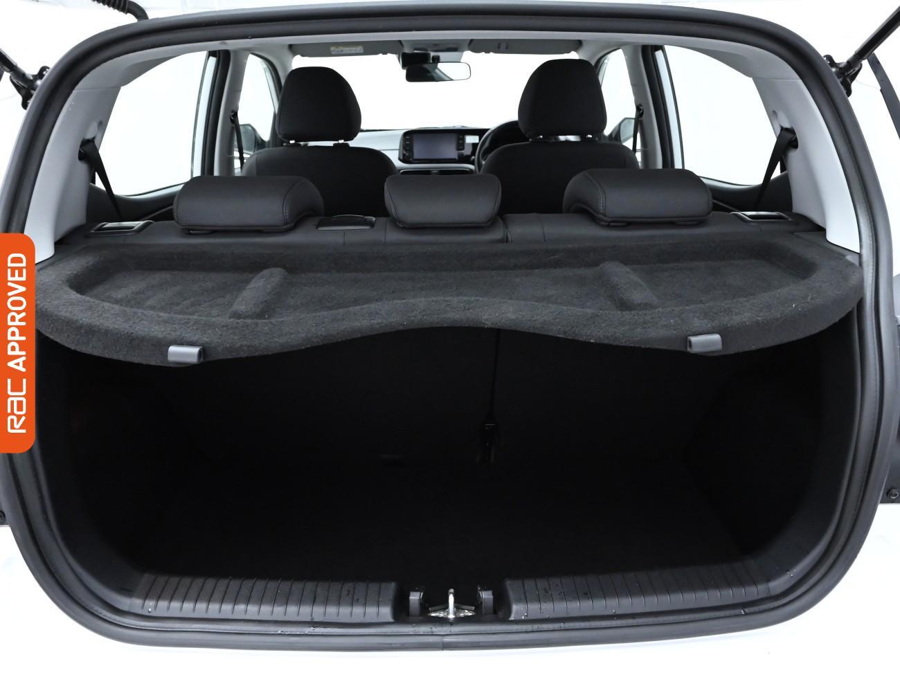 Used Hyundai i10 2022 for sale - 76220302: Photo 24