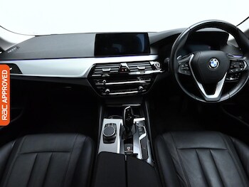 Used BMW 5 Series 2019 for sale - 77324031: Photo