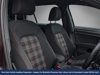 Used Volkswagen Golf 2017 for sale - 77791830: Photo