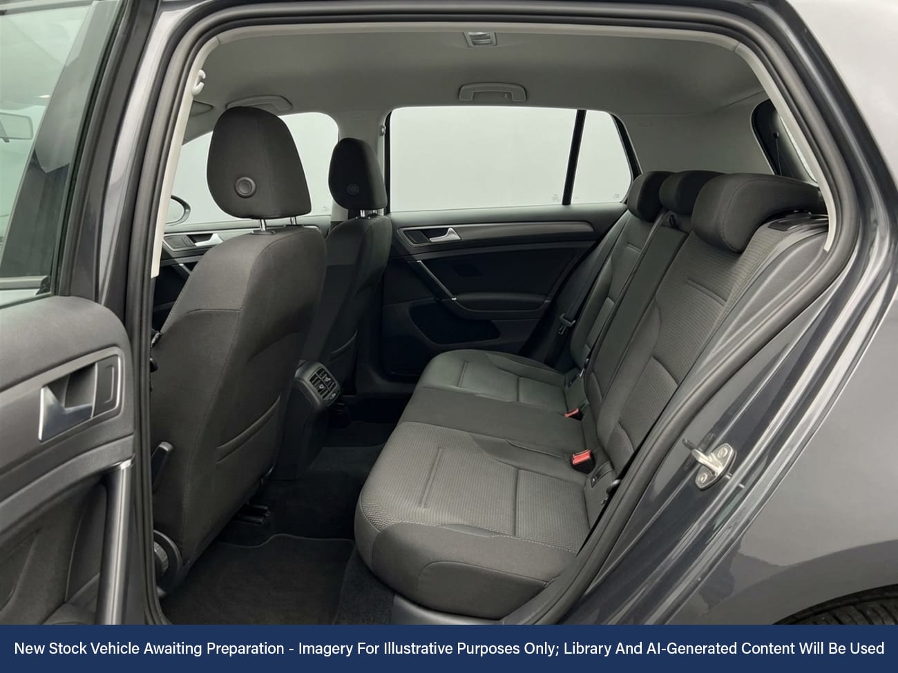 Used Volkswagen Golf 2018 for sale - 77083919: Photo 4