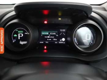 Used Toyota Yaris 2021 for sale - 74571520: Photo
