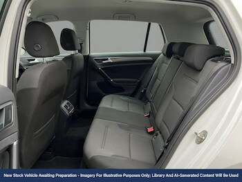 Used Volkswagen Golf 2017 for sale - 77820150: Photo