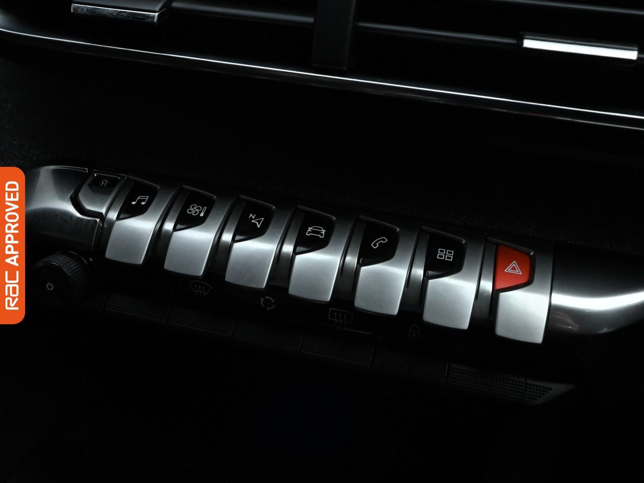 Used Peugeot 3008 2018 for sale - 76650478: Photo 15