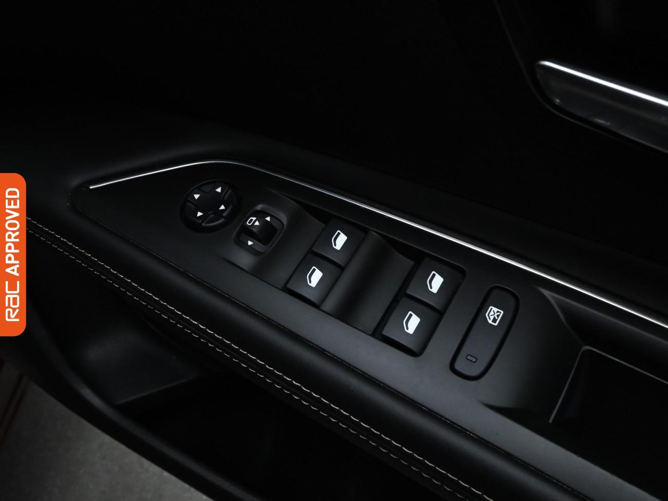 Used Peugeot 3008 2018 for sale - 76650478: Photo 26