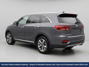 Used Kia Sorento 2018 for sale - 76436839: Photo