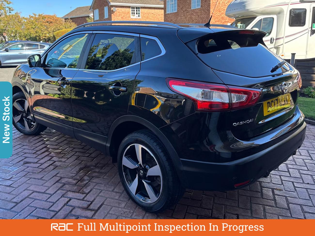 Used Nissan Qashqai 2017 for sale - 76088300: Photo 2