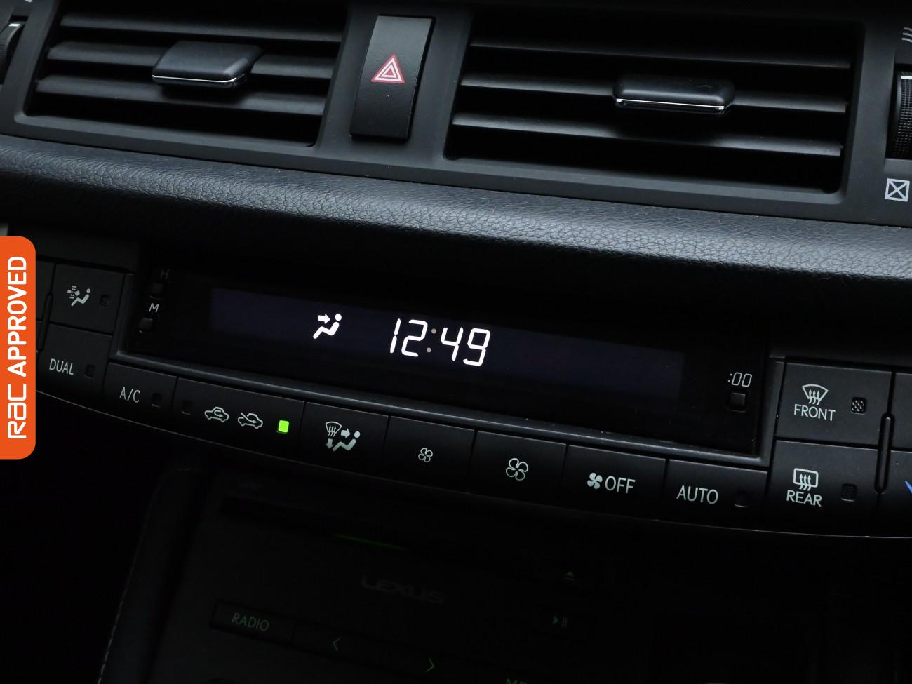 Used Lexus CT 2017 for sale - 76665189: Photo 15