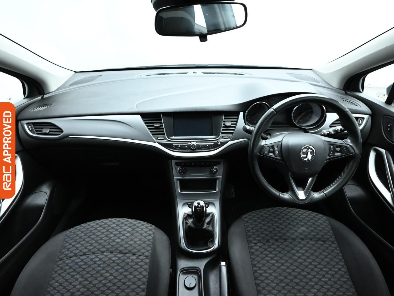 Used Vauxhall Astra 2022 for sale - 76495345: Photo 2