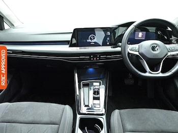 Used Volkswagen Golf 2023 for sale - 78579586: Photo
