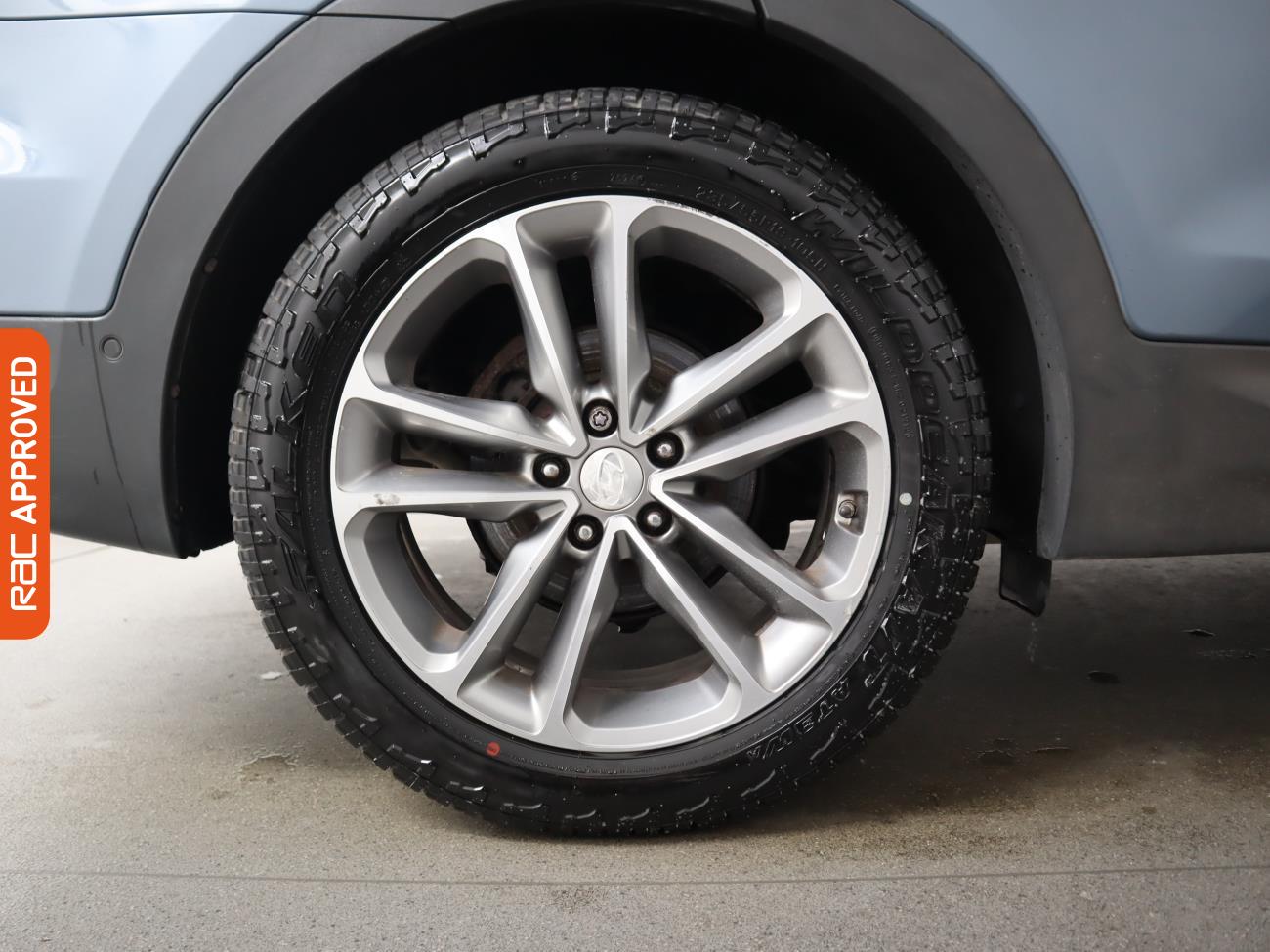 Used Hyundai Santa Fe 2016 for sale - 77451282: Photo 26