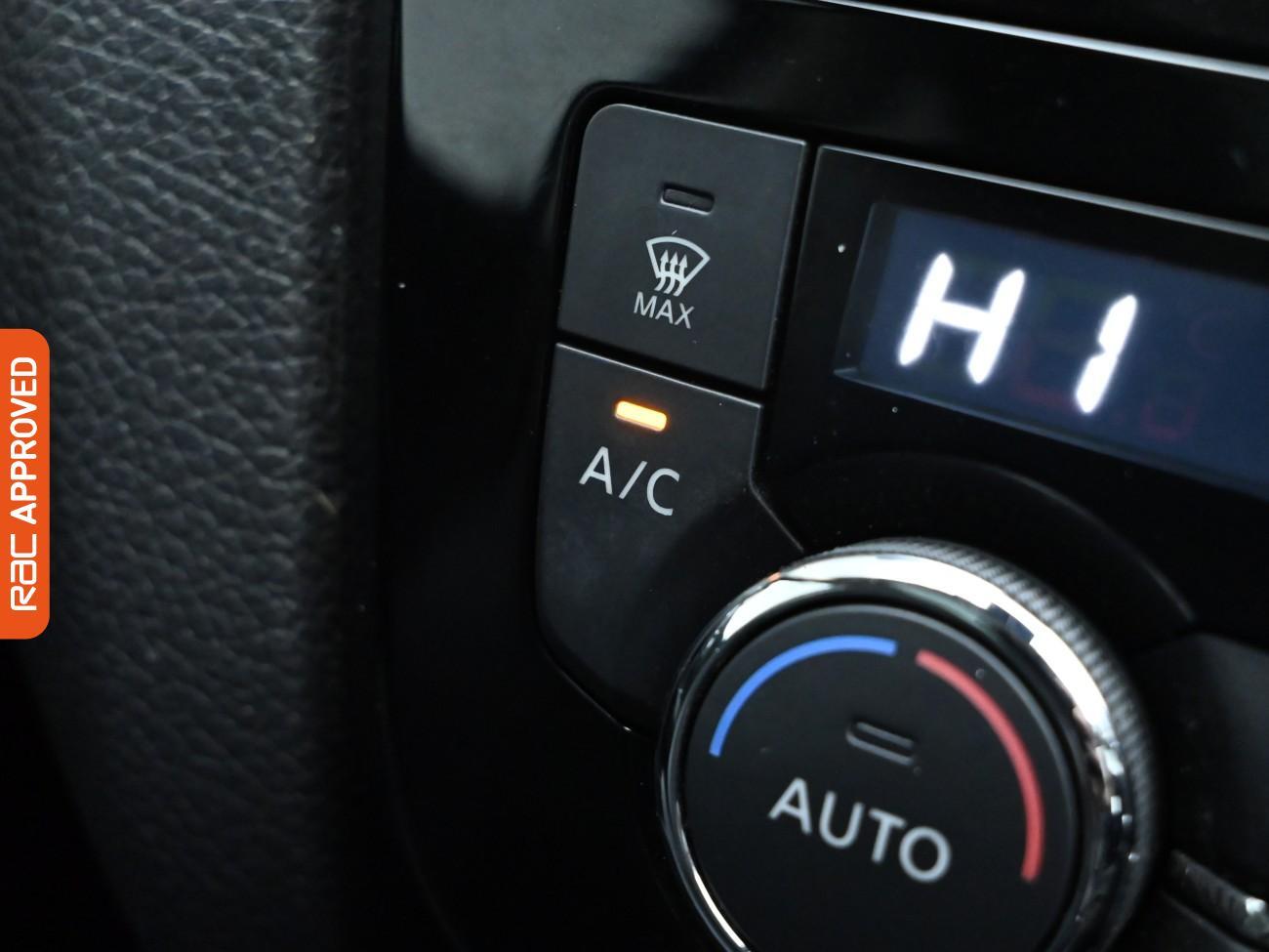 Used Nissan Qashqai 2018 for sale - 76088313: Photo 18