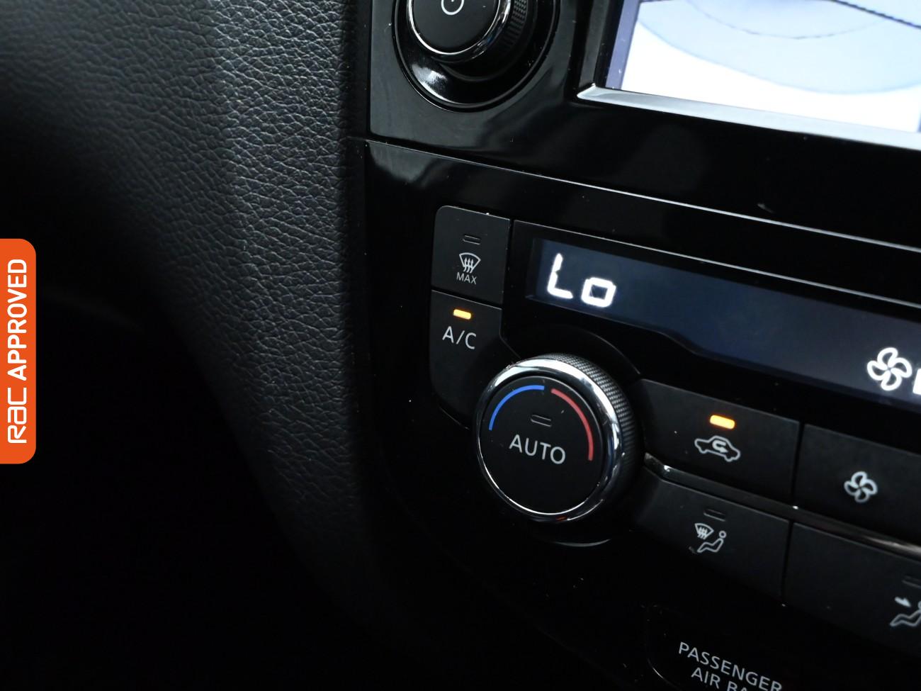 Used Nissan Qashqai 2018 for sale - 76047445: Photo 16