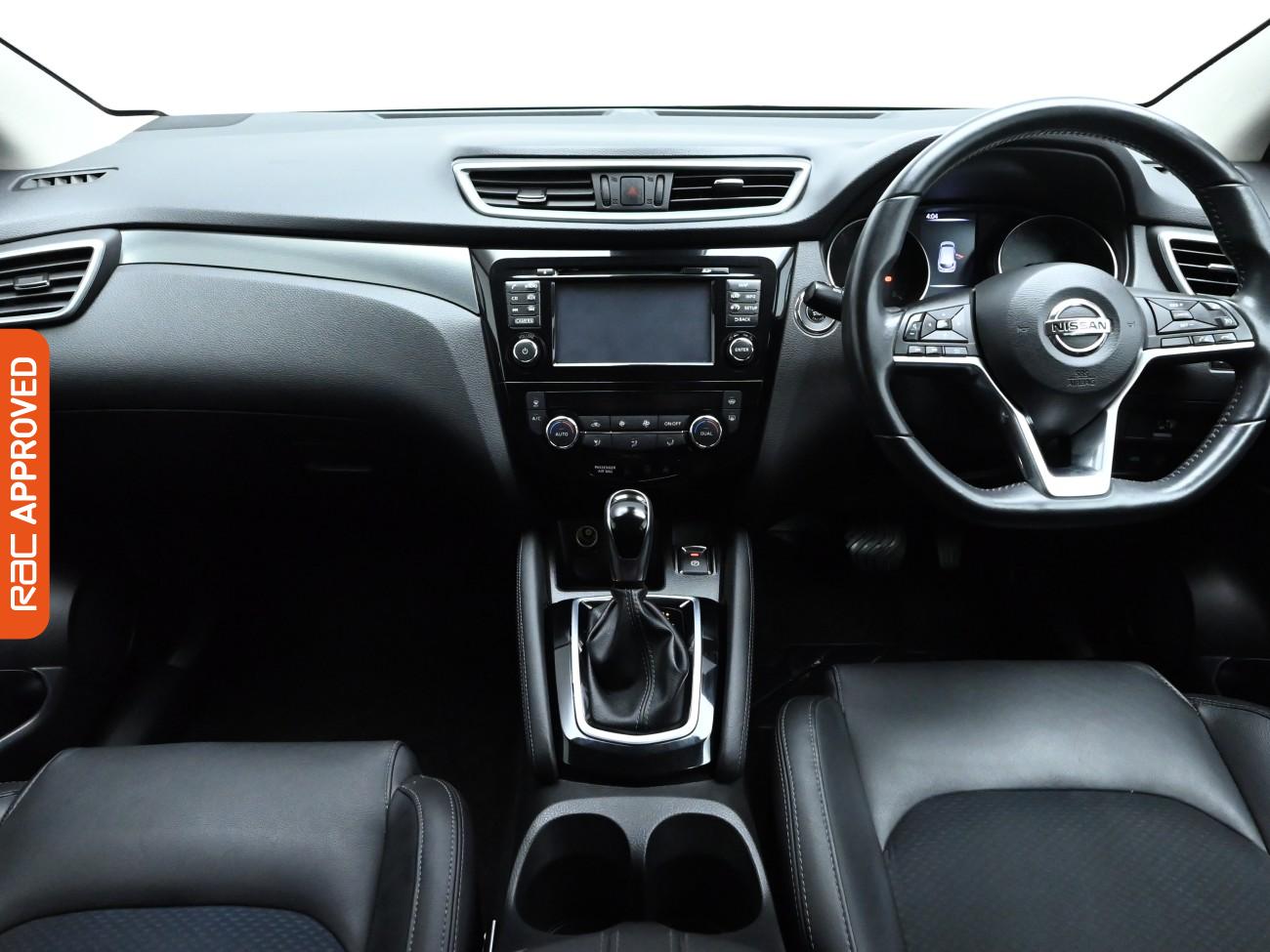 Used Nissan Qashqai 2018 for sale - 76047445: Photo 2