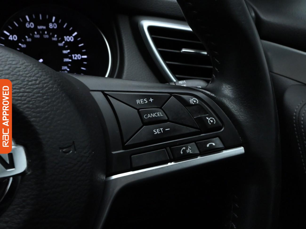 Used Nissan Qashqai 2018 for sale - 76047445: Photo 21