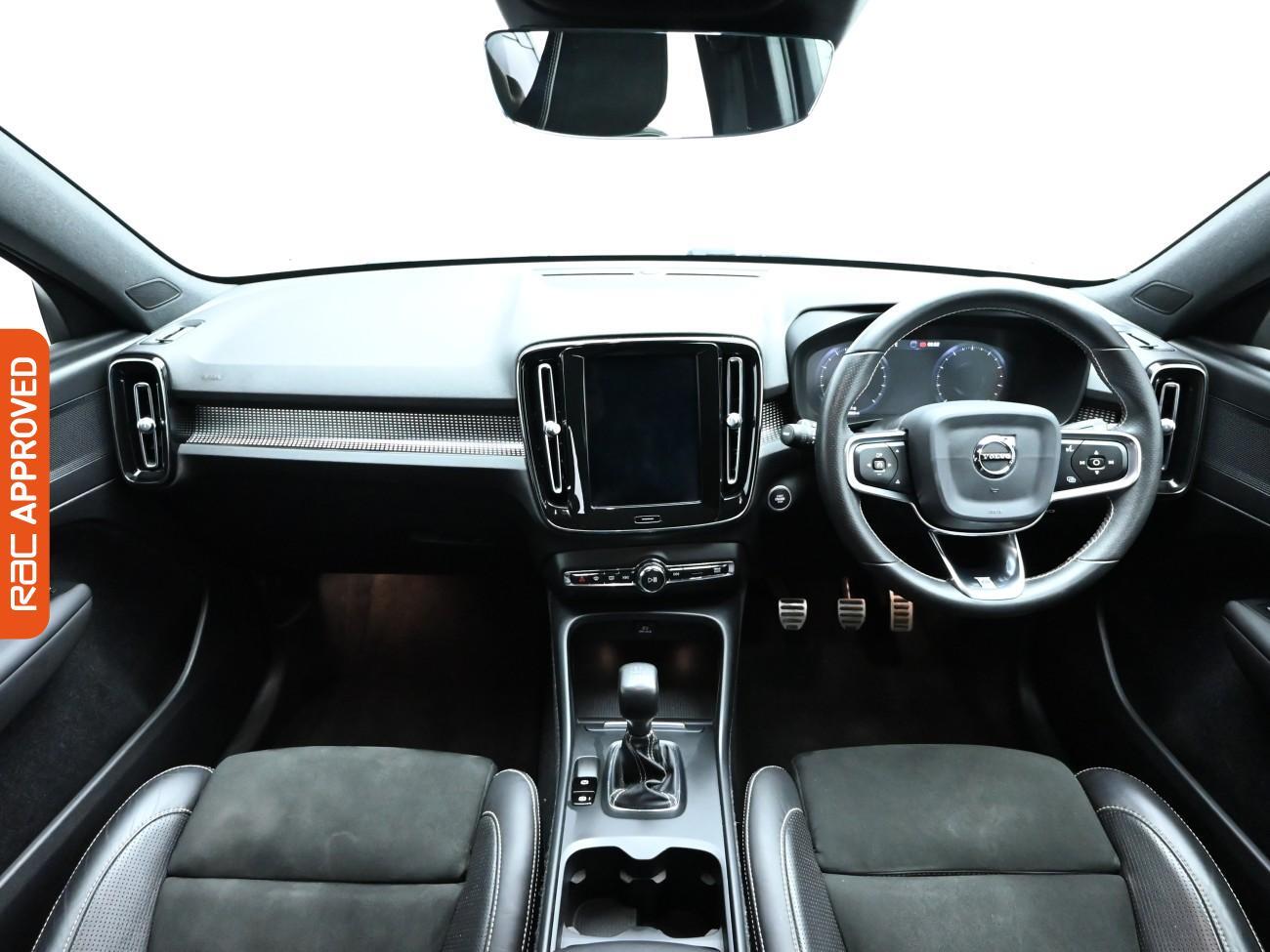 Used Volvo XC40 2020 for sale - 76736012: Photo 2