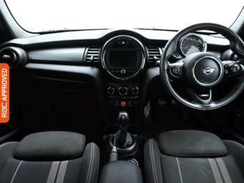 Used MINI Hatch 2019 for sale - 75244319: Photo