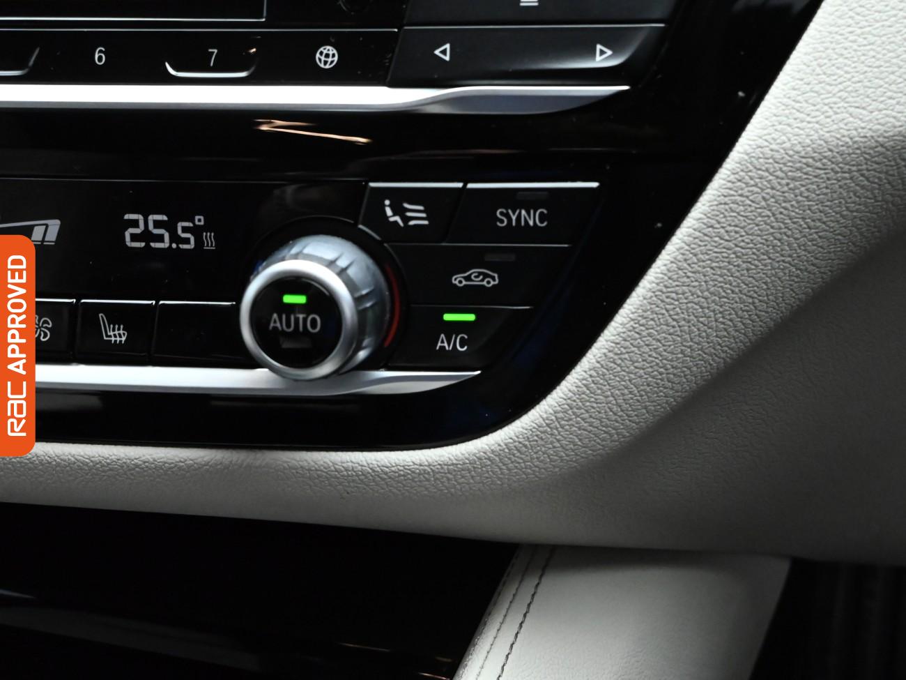 Used BMW 5 Series 2017 for sale - 76133639: Photo 24