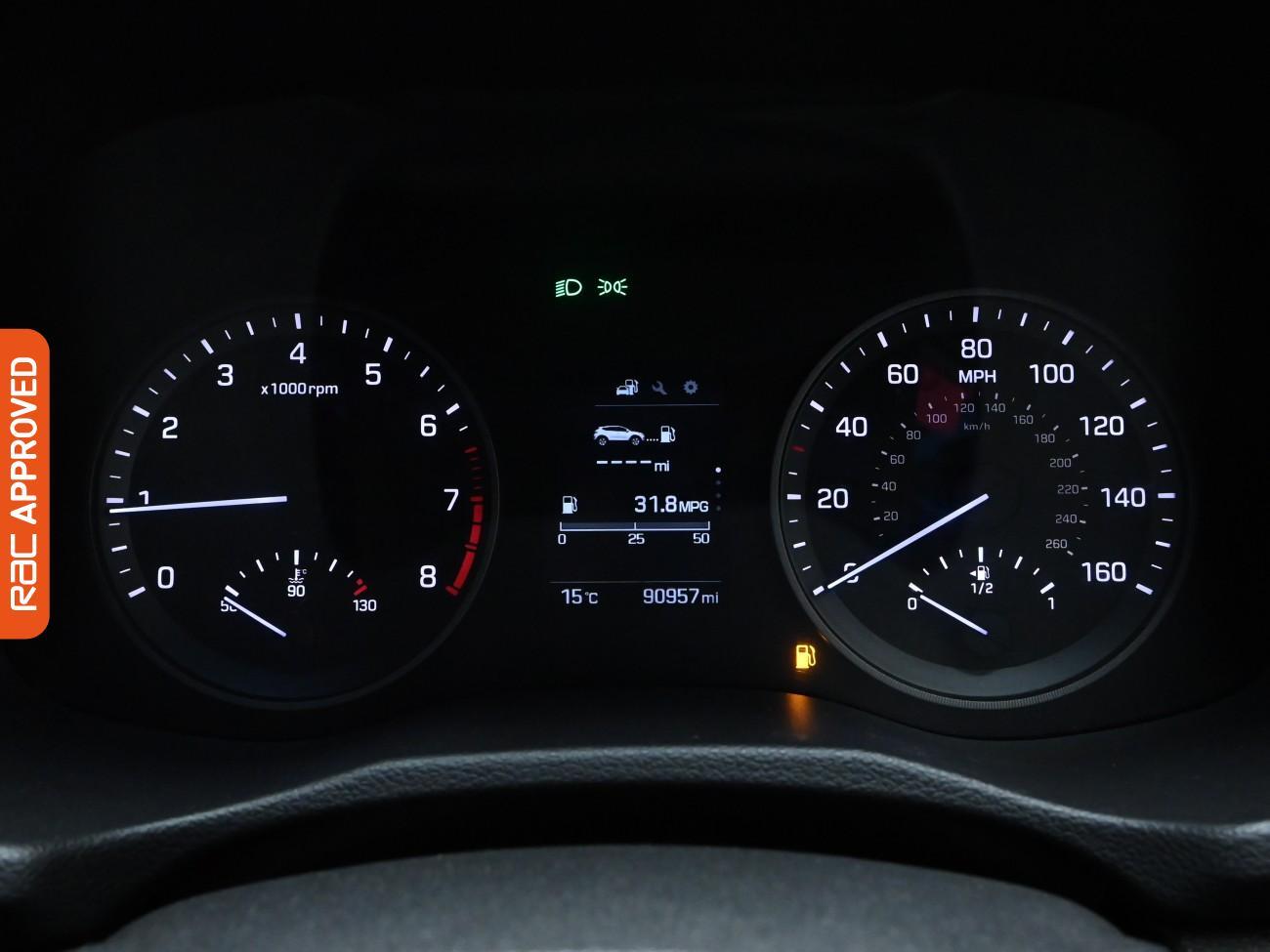 Used Hyundai TUCSON 2016 for sale - 76374734: Photo 11