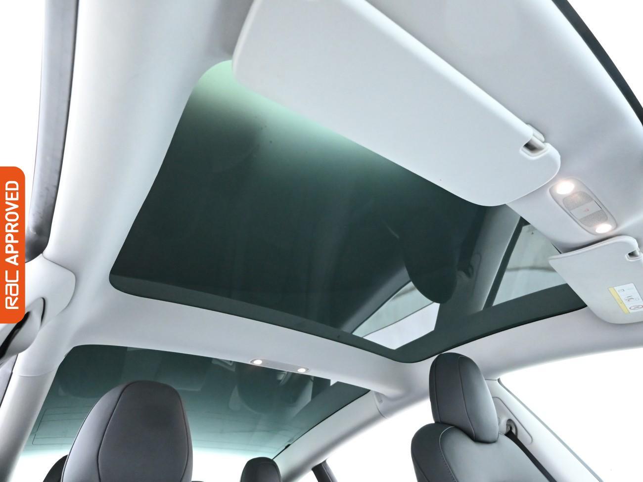 Used Tesla Model 3 2021 for sale - 76477513: Photo 3