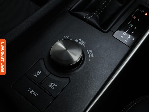Used Lexus IS 2019 for sale - 76220248: Photo 21