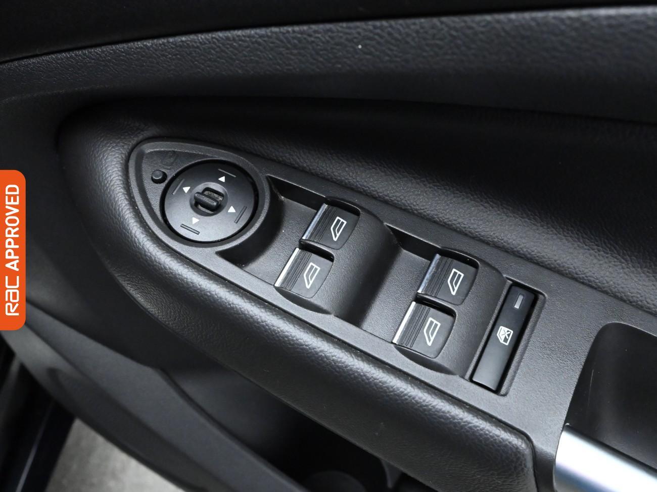 Used Ford Kuga 2017 for sale - 76156406: Photo 23