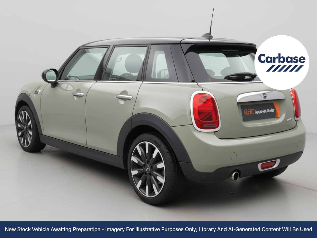 Used MINI Hatch 2020 for sale - 76892460: Photo 2