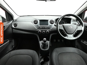 Used Hyundai i10 2019 for sale - 79365063: Photo
