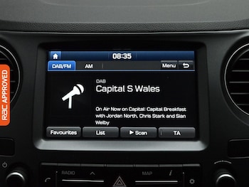 Used Hyundai i10 2019 for sale - 79365063: Photo
