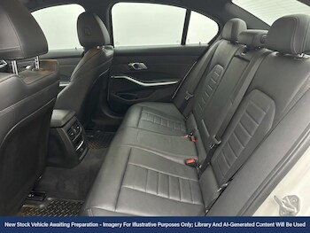 Used BMW 3 Series 2021 for sale - 77014005: Photo