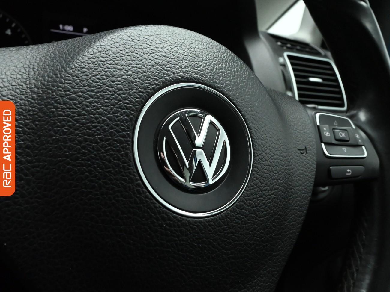 Used Volkswagen Touran 2013 for sale - 76610885: Photo 21