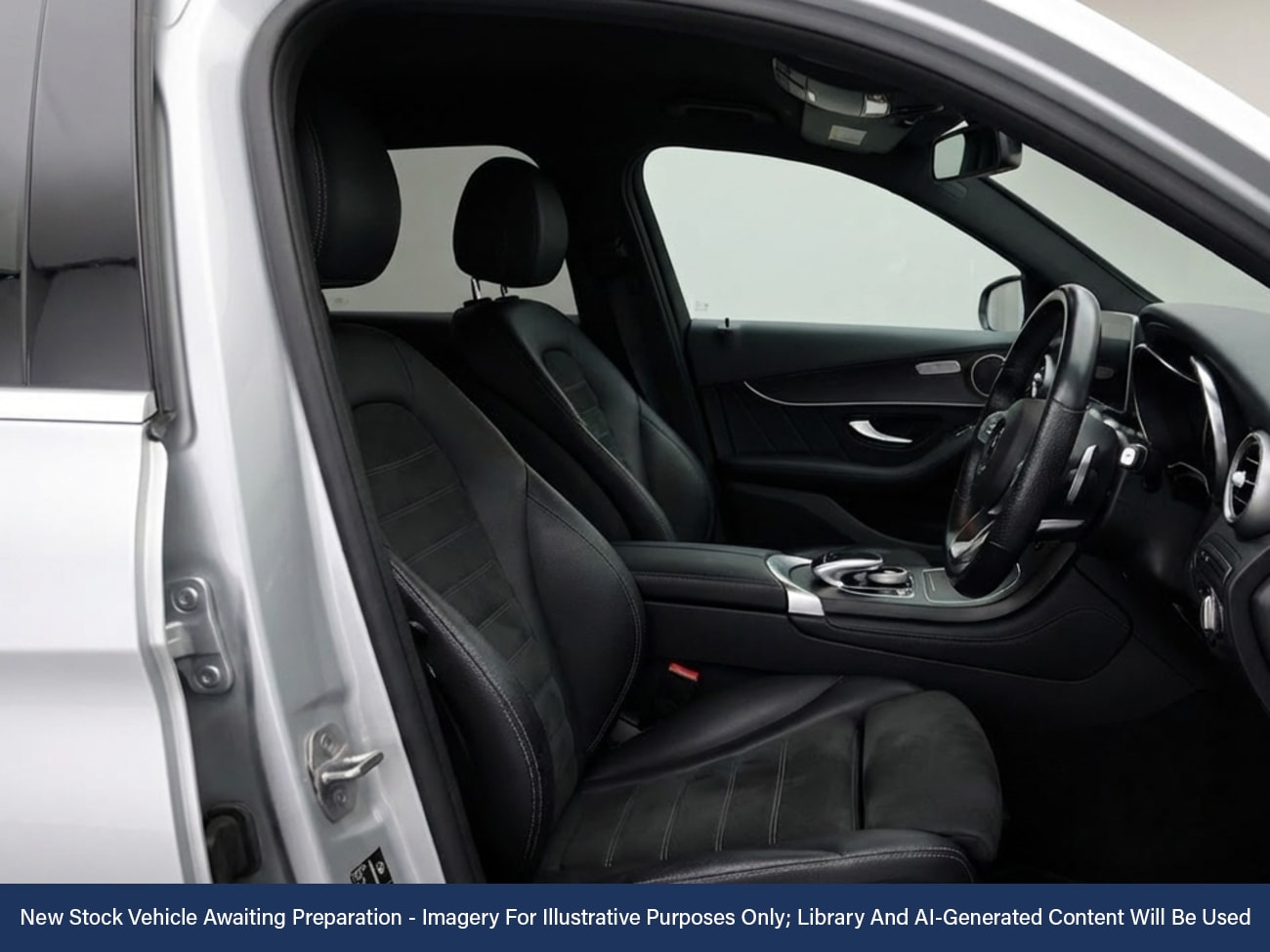 Used Mercedes-Benz GLC 2020 for sale - 78105192: Photo 3