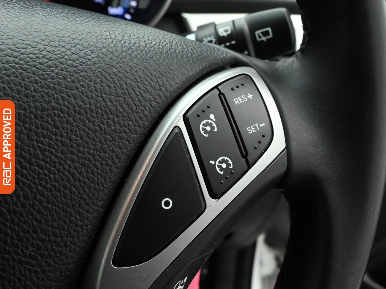 Used Hyundai i30 2017 for sale - 76767753: Photo 23