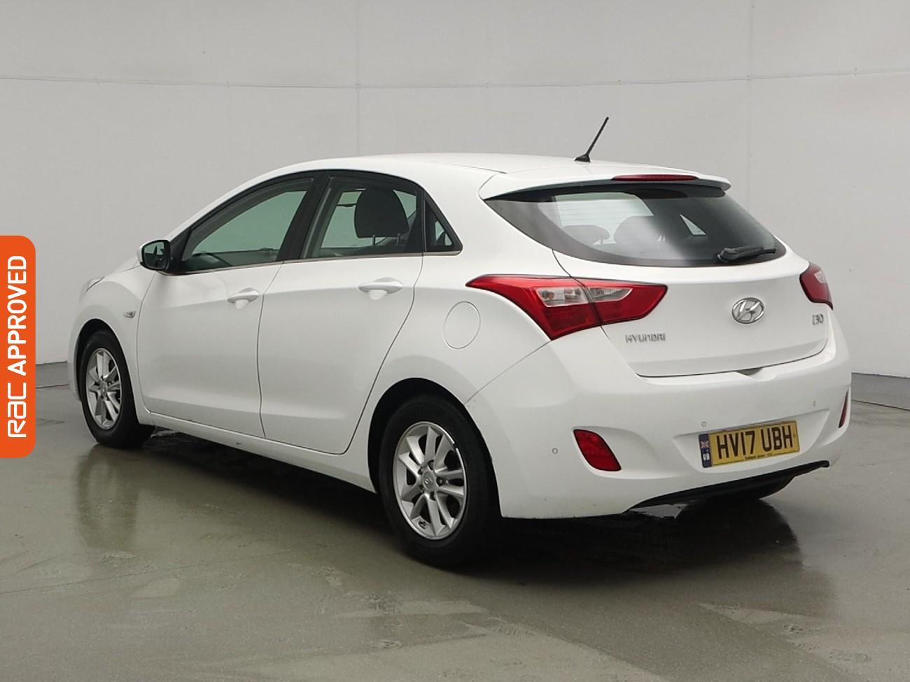 Used Hyundai i30 2017 for sale - 76767753: Photo 4