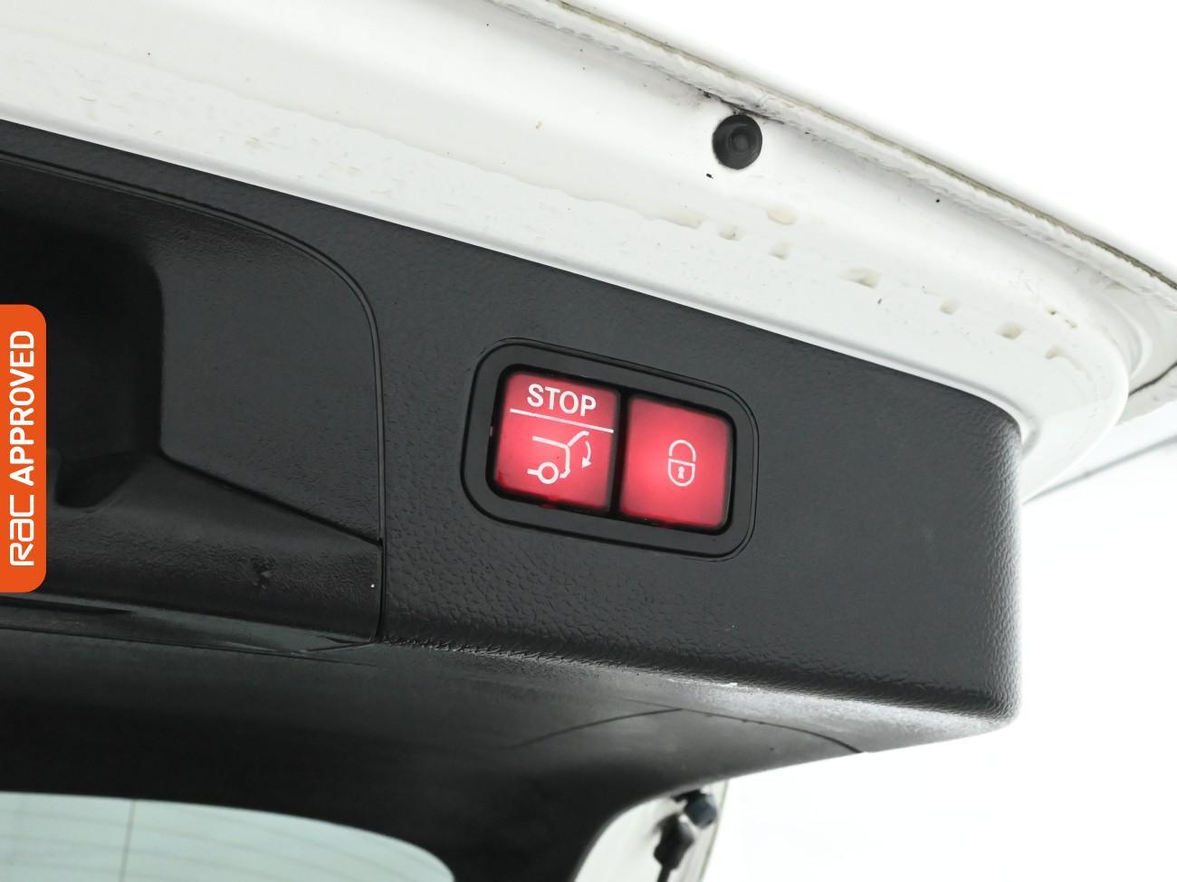 Used Mercedes-Benz GLC 2017 for sale - 77226495: Photo 29